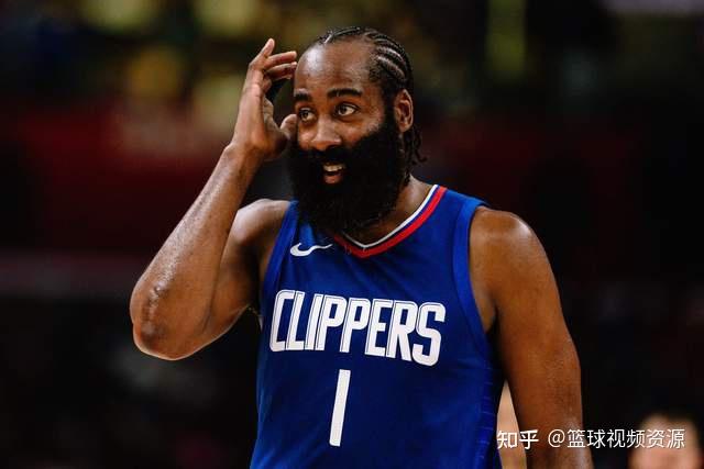 陈天灿晒与林书豪合影：每天的进步是我的目标